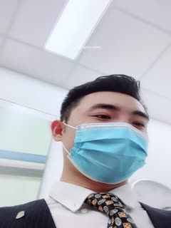公司新来的美女上班时间被部门经理微信撩骚❤️带去洽谈区厕所啪啪 ❤️不停有妹子上厕所 高清露脸完整版
