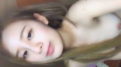 超诱人沐浴直播秀—娇喘连连的浴室自慰剧场实时放送