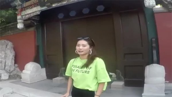 性感黑丝情趣内衣湿身诱惑！客厅野战转战卫生间激战酣畅淋漓！
