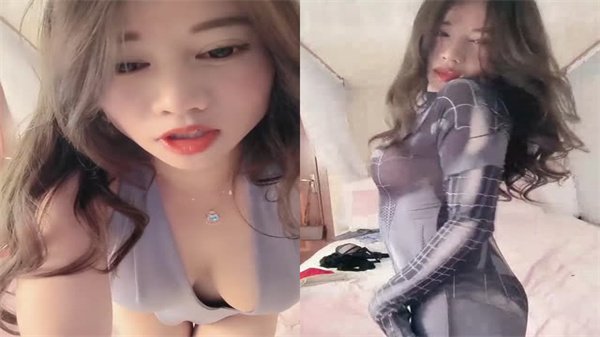 深夜发情的饥渴大奶骚妇疯狂自慰