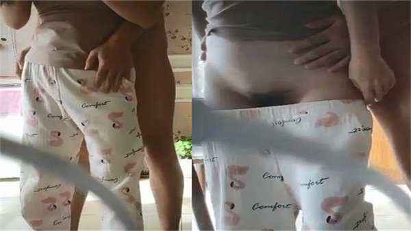 30岁清纯人妻被偷拍！良家少妇巨乳诱惑，淫荡肉体骚穴沦陷被猛干