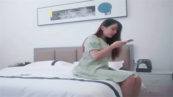 柒夜探花：网约车极品嫩妹，秒硬狂操爆射